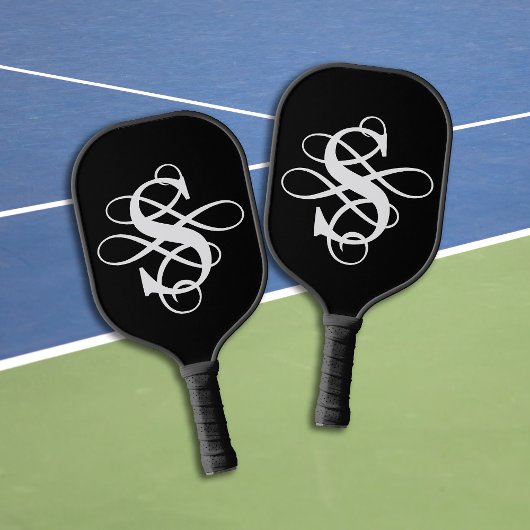 Zwart-wit Swirly Flourish Initiaal Monogram Pickleball Paddle