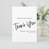 Zwart-wit trendy elegante script Afstuderen Bedankkaart (Staand voorkant)