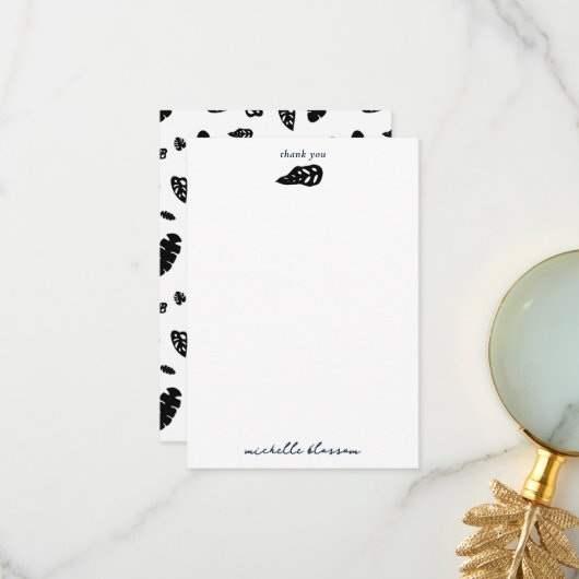 Zwart-wit tropische zomerbladeren patroon bedankkaart (Voorkant / Achterkant in situ)