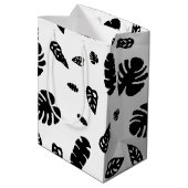 Zwart-wit tropische zomerbladeren patroon medium cadeauzakje (Achterkant Gekanteld)