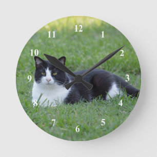 zwart-wit Tuxedo Cat Foto Ronde Klok
