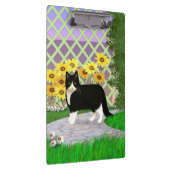 Zwart-wit Tuxedo Cat in de tuin Klembord (Rechts)
