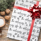 Zwart-wit Uw Familienaam Kerstmispatroon Cadeaupapier