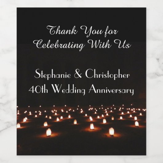 Zwart-wit Veel kaarsen Jubileum Party Wijn Etiket (Enkel label)