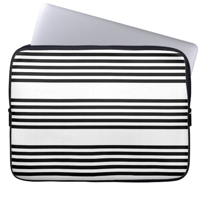 Zwart-wit vijf strips laptop sleeve (Voorkant)