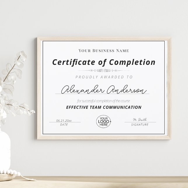 Zwart-wit Voeg uw Logo-voltooiingsprijs toe (Creator heeft geüpload)