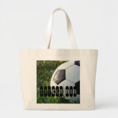 Zwart-wit Voetbal in groene gras Grote Tote Bag (Voorkant)