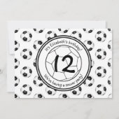 Zwart wit voetballen patroon verjaardagsfeestje kaart (Achterkant)