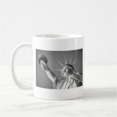 Zwart wit Vrijheidsbeeld Koffiemok (Links)