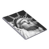 Zwart-wit Vrijheidsbeeld Notitieboek (Rechterzijde)