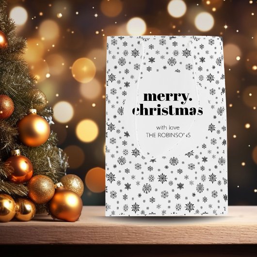 Zwart-wit vrolijk kerstsneeuwvlok patroon medium cadeauzakje