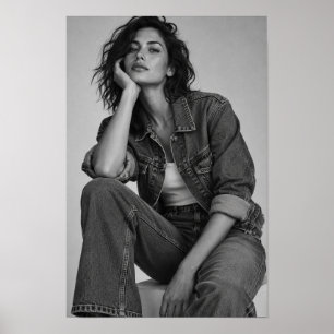 Zwart-wit vrouw in denim mode portret poster
