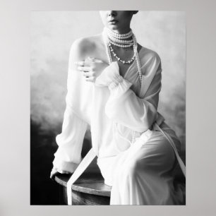 zwart-wit vrouw met parels poster