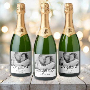 Zwart-wit We doen nog steeds gelofte vernieuwing / Sparkling Wijnetiket