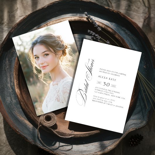 Zwart-wit Whimsy Script Vrijgezellenfeest Foto Kaart