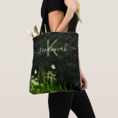 Zwart wit wildflower monogram naam script tote bag (Dichtbij)