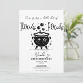 Zwart & Wit Witchy Cauldron Halloween Verjaardag Kaart (Staand voorkant)