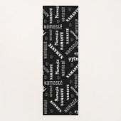 Zwart-wit Word Art - aangepaste tekst Namasté Yogamat (Voorkant)