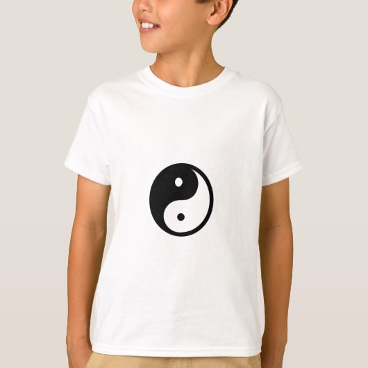 Zwart-wit Yin/Yang-symbool T-shirt (Voorkant)