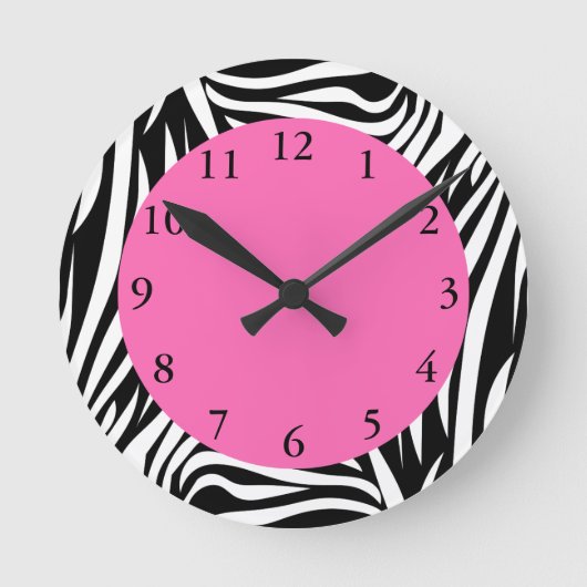Zwart-wit Zebra met warmroze Ronde Klok (Voorkant)