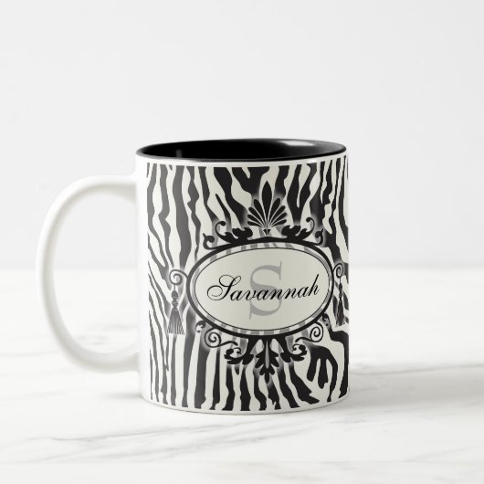 Zwart-wit Zebrapatroon Aangepaste naam & monogram Tweekleurige Koffiemok (Links)