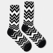 Zwart Wit Zigzag Chevron Patroon Ontwerp Sokken (Rechts)