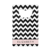 Zwart-wit Zigzag, Chevron Pattern, Jouw naam Creditkaart Flessenopener (Achterkant)
