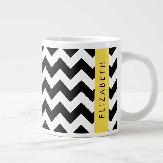 Zwart-wit Zigzag, Chevron Pattern, Jouw naam Grote Koffiekop (Rechts)