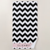 Zwart-wit Zigzag, Chevron Pattern, Jouw naam Strandlaken (Voorkant)