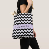 Zwart-wit Zigzag, Chevron Pattern, Jouw naam Tote Bag (Dichtbij)