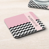 Zwart-wit Zigzag, Chevron, Roze, Jouw naam Bier Onderzetter (Linkerzijde)