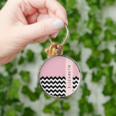 Zwart-wit Zigzag, Chevron, Roze, Jouw naam Sleutelhanger (Hand)