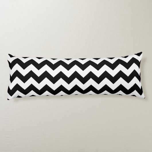 Zwart-wit zigzag patroon, Chevron Pattern Lichaamskussen (Achterkant)