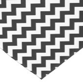 Zwart-wit zigzag patroon, Chevron Pattern Medium Tafelloper (Hoek)