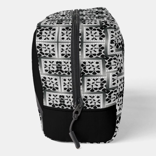Zwart Wit + Zilver Vierkant Patroon Monogram Tasse Toilettasje (Rechts)