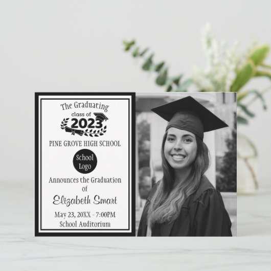 Zwart-witklasse van 2023 Afstuderen Kaart (Staand voorkant)