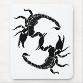 Zwart-witletters S - twee Scorpions Muismat (Voorkant)