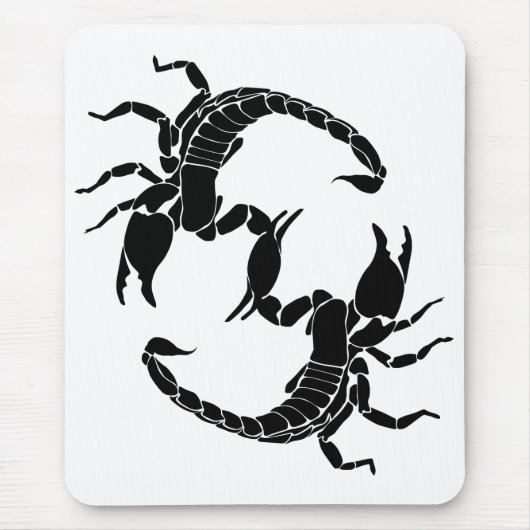 Zwart-witletters S - twee Scorpions Muismat (Voorkant)