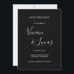 Zwart-witscript bruiloft opslaan Datum Save The Date<br><div class="desc">Zwart-wit Script Bruiloft Sla de Datumkaart op met kenmerkende stijlnamen,  deze elegante zwart-wit save de datumkaart kan worden gepersonaliseerd met uw speciale trouwdaginformatie in chique belettering.</div>