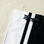 Zwart-witsport Stripe naam en nummer Strandlaken (In situ)