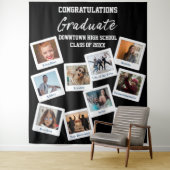 Zwart Witte Afstudeerfoto op Insta Hulp bij het be Wandkleed (In situ)