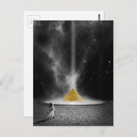 Zwart-witte astronaut en gouden piramide briefkaart (Voorkant / Achterkant)