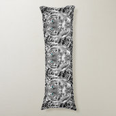 Zwart-witte blauwe ogen tijgerstrepen lichaamskussen (Voorkant Verticaal)