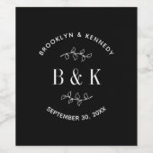 Zwart Witte Bloemige Botanische Monogram Echtpaar  Wijn Etiket (Enkel label)