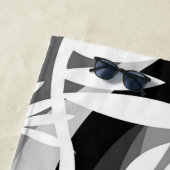 Zwart-witte botanische illustratie strandlaken (In situ)