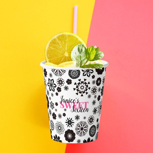 Zwart Witte Cute Bloemige Sweet 16 Gepersonaliseer Papieren Bekers