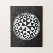 Zwart-witte driehoek gevuld Mandala Legpuzzel (Verticaal)