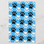 Zwart-witte en rode vlekken op blauwe achtergrond briefpapier (Voorkant)