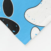 Zwart-witte en rode vlekken op blauwe achtergrond fleece deken (Hoek)