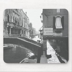 Zwart-witte fotografie Venice Italië Canal Muismat